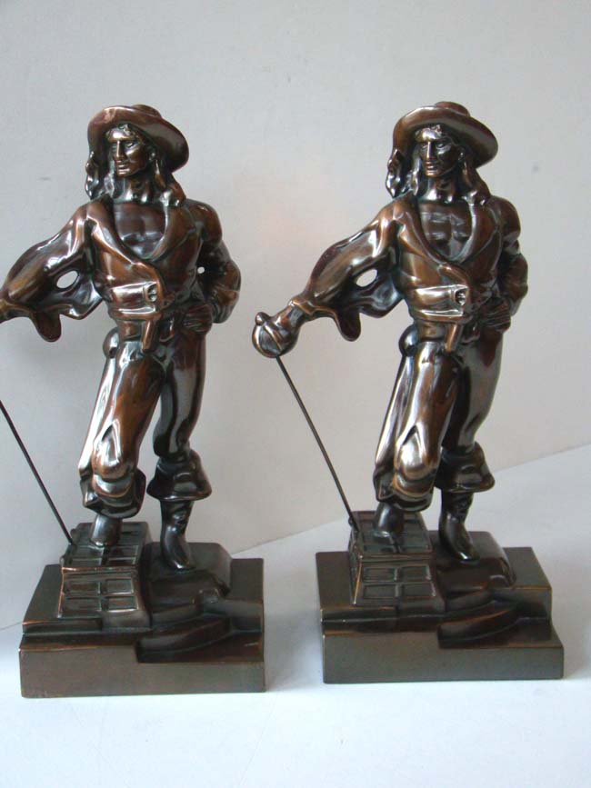 A near 'Mint' condition pair of PIRATE bookends by the Armor Bronze Company circa 1930 — image 3